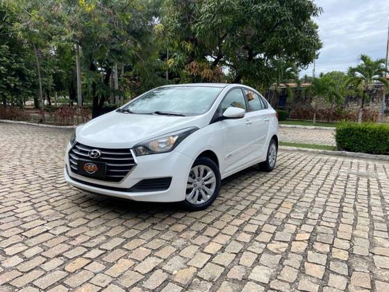 HYUNDAI HB20S 1.6 COMFORT PLUS 16V FLEX 4P AUTOMÁTICO HYUNDAI HB20S 1.6 COMFORT PLUS 16V FLEX 4P AUTOMÁTICO